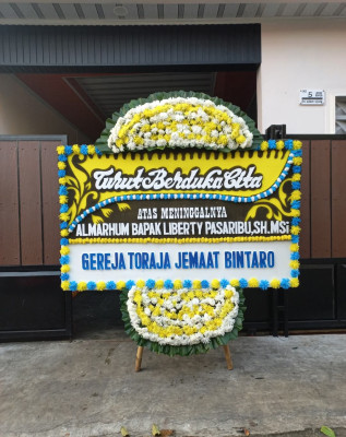 Papan Bunga Duka di Metro Selatan